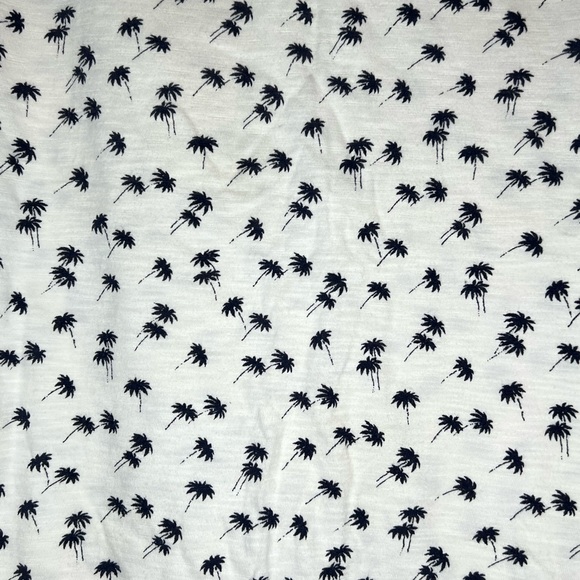 Dalia White and Black Cap Sleeve Boxy Blouse - Picture 2 of 6